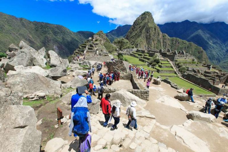 Machu Pichu Vistadome Tour