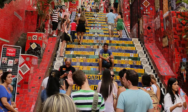 things to do in rio selaron stairs