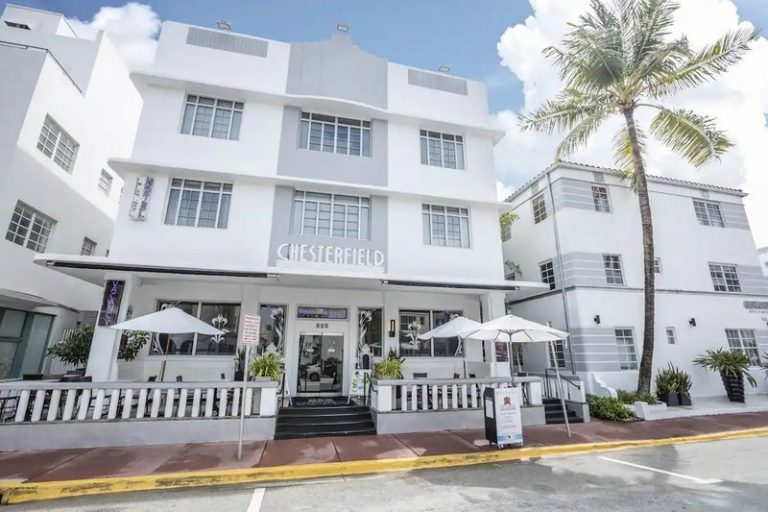 Chesterfield Hotel & Suites South Beach