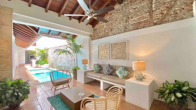 6 Bedroom Cartagena Villa 1