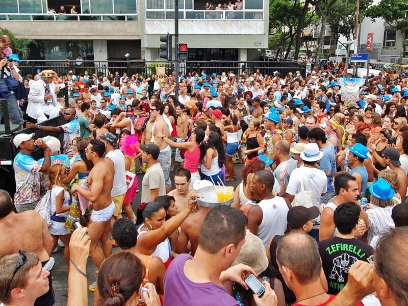 best place to stay in rio for carnival - street parties